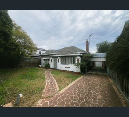 32 Langs Road, Ascot Vale, Vic 3032 - Photo 1