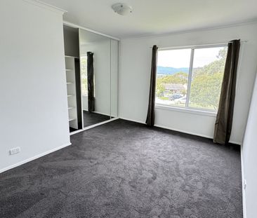 Three Bedroom Home - Photo 2