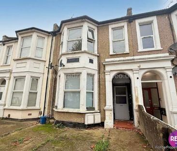 2 bedroom property to rent in Southend On Sea - Photo 1