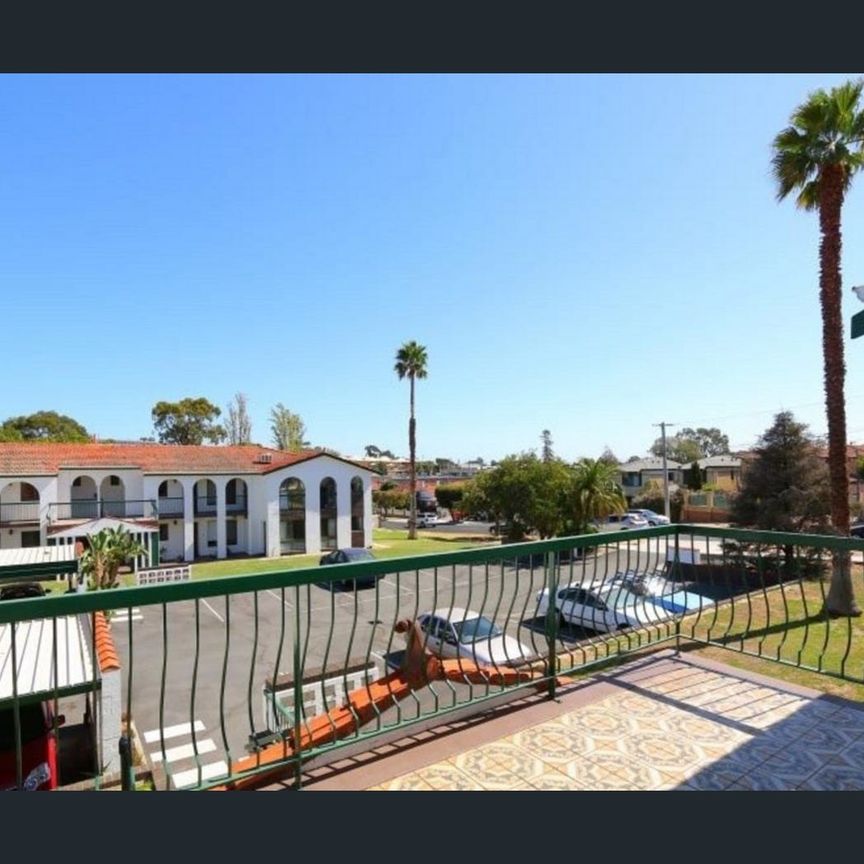 25 Kulbardi Loop, Ascot, WA 6104 - Photo 1