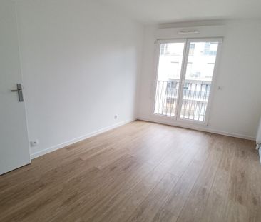 location Appartement T2 DE 42.6m² À ASNIERES - Photo 2