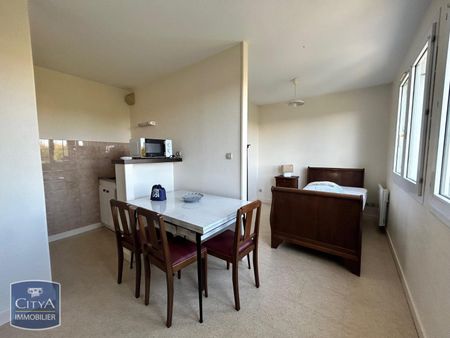 Location Appartement 1 pièce 23m² NIORT 79000 - Photo 4