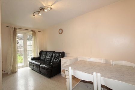 Room in a Shared Flat, Inglewood Close, E14 - Photo 2