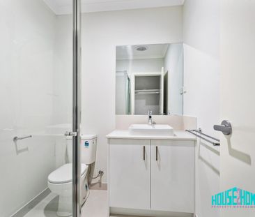 Modern Comfort & Easy-Care Living - Photo 6