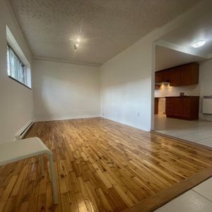 Louer apartment 3 1/2 rent Saint Leonard - Photo 2