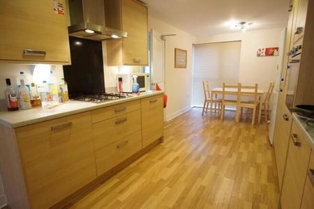 6 bedroom house to rent - Photo 5