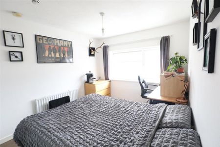 1 bedroom house of multiple occupation to rent - Photo 4