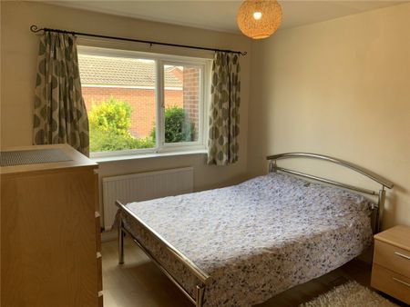 Magnus Court, Beeston, Nottingham, NG9 - Photo 4