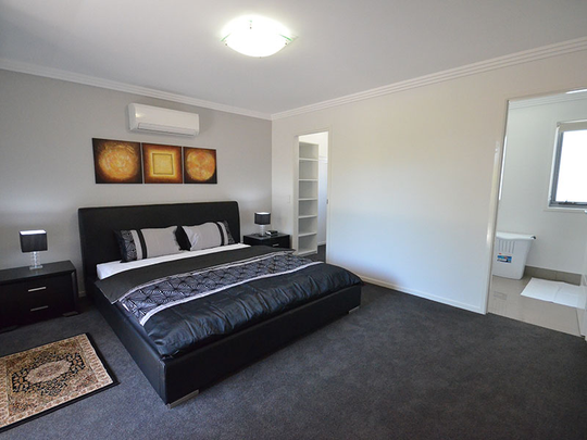 Unit ARCHIVE-9, 11 Side Street, West Gladstone, QLD - Photo 1