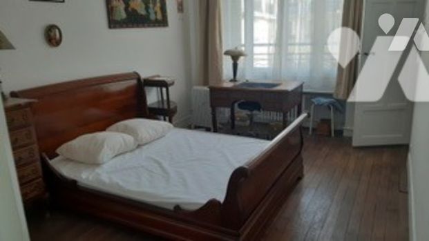 A LOUER T2 MEUBLE QUARTIER REPUBLIQUE BEAUX ARTS - Photo 1