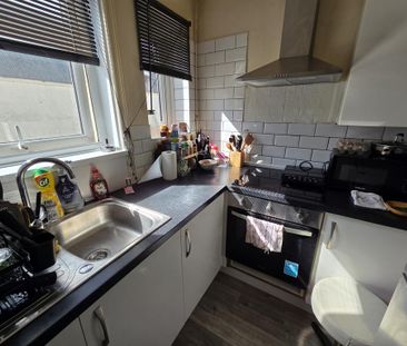 3 bedroom maisonette to rent - Photo 5
