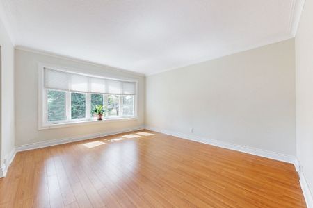 For Lease - 3 Orianna Drive, Toronto, Ontario - Photo 2
