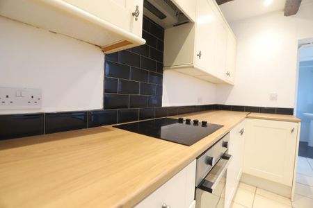 2 bedroom terraced house to rent - Photo 5