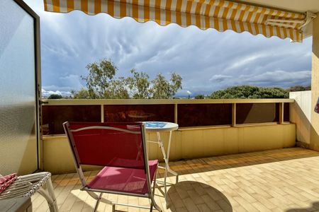 Location studio meublé à Antibes Bréguières - Photo 3