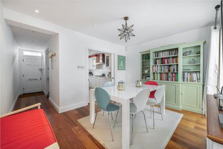 2 bedroom cottage to rent - Photo 2