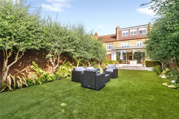 Melville Road, Barnes, London, SW13 9RJ - Photo 1
