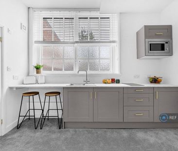 Studio to rent - Photo 6