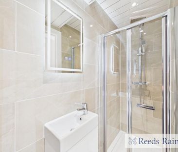 5 bedroom terraced house to rent - Photo 5