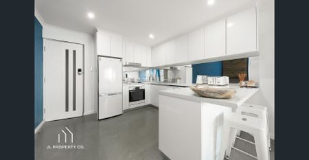 Ocean Front Apartment - Photo 2