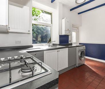 2 bedroom terraced house to rent - Photo 5