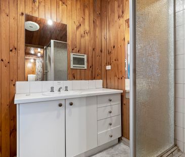 4 Percy Street, Prahran VIC 3181 - House For Rent | Domain - Photo 2