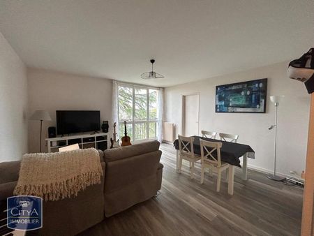 Location Appartement 4 pièces 80m² RAMBOUILLET 78120 - Photo 2