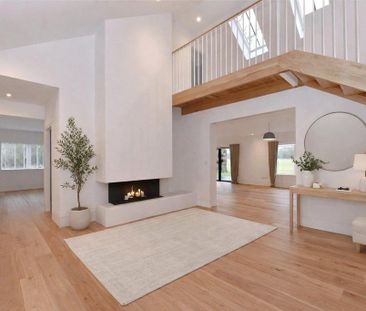 4 bedroom detached house to rent - Photo 1