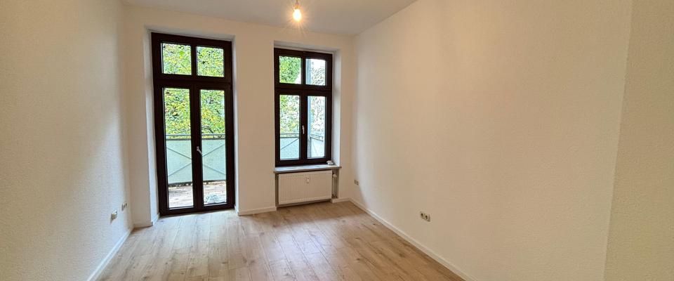 Charmante Altbauwohnung mit Stuckelementen und modernem Komfort - Foto 1
