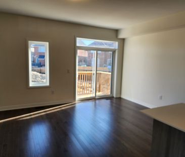 For Lease - 8 Brixham Lane, Brampton, Ontario - Photo 2