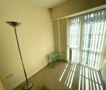 2 bedroom flat to rent - Photo 3