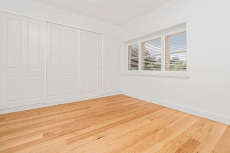 17 Brookong Avenue Wagga Wagga NSW - Photo 2