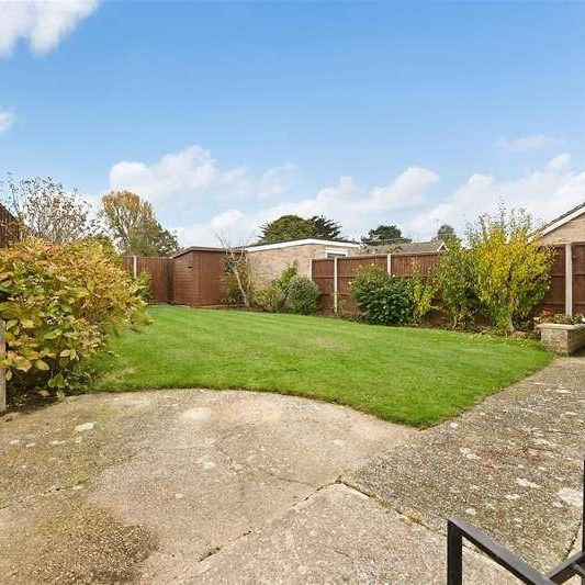 Cambridge Walk, Bognor Regis, PO21 - Photo 1