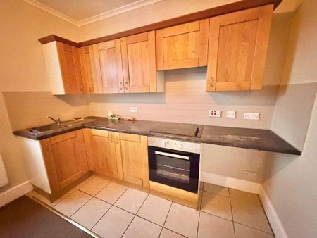 1 bedroom flat to rent - Photo 2