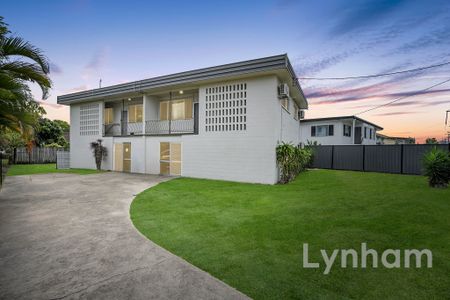 Room 1 - 1/23 Bergin Road CRANBROOK QLD 4814 - Photo 2