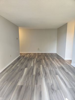 For Lease - 1100 Jalna Boulevard Unit# 101, London South, Ontario - Photo 1