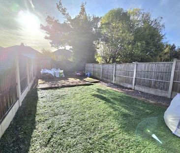 Doncaster Avenue, Sandiacre, NG10 - Photo 1