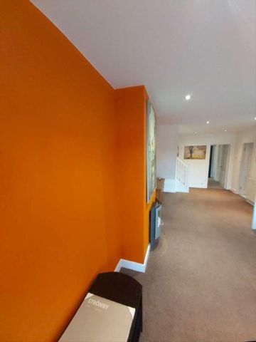 King Lane, Moortown, Leeds, LS17 - Photo 4