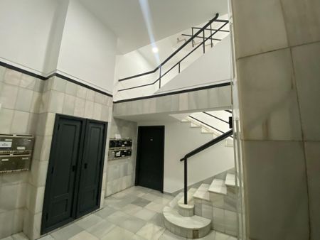 Piso moderno a estrenar en el centro de Santa Cruz - Photo 2