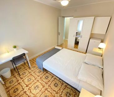 Calle de Sierra Carbonera, Madrid, Community of Madrid 28053 - Photo 6