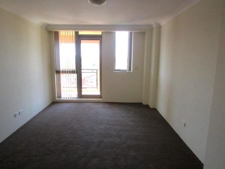 2 Bedroom Apartment with ensuite, Stunning open city and district views - Photo 4