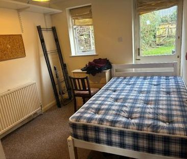 5 Bed Student Home - 9 Regency Place, Canterbury - Photo 6