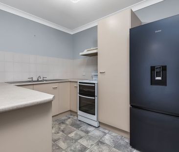 PEACEFUL, TIDY VILLA - Photo 3