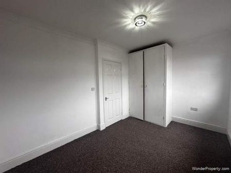 2 bedroom property to rent in Grimsby - Photo 3