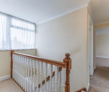 3 bedroom detached bungalow to rent - Photo 6