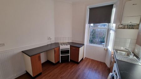 1 bedroom flat to rent - Photo 5