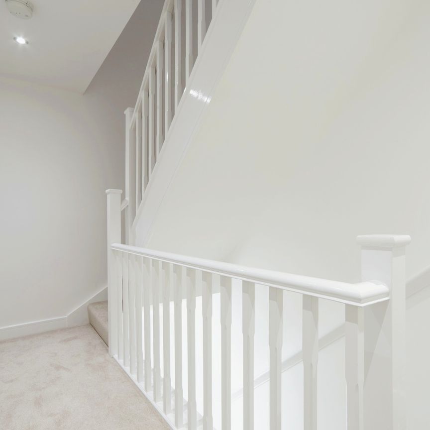 New Build Two Bedroom Townhouse to let in Lawnswood, Leeds - Photo 1