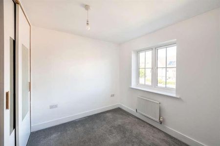 Brookfield Drive, Horley, RH6 - Photo 5