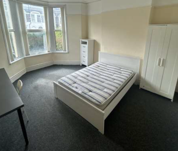 12 Bedroom Student Home – Glynrhondda Street - Photo 3