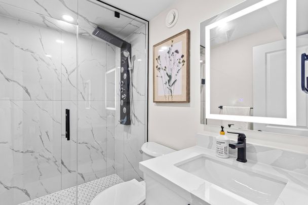 For Lease - 523 Pinegrove Road Unit# Lower, Oakville, Ontario - Photo 1