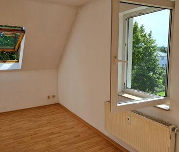 Idyllische Dachgeschosswohnung mit bezauberndem Ausblick - Photo 5